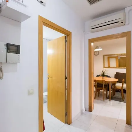 Apartment 5 Pax Santa Monica Ramblas *