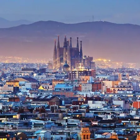 Apartment 5 Pax Santa Monica Ramblas Barcelona