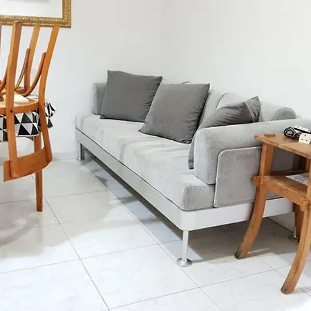 5 Pax Santa Monica Ramblas Apartment Barcelona